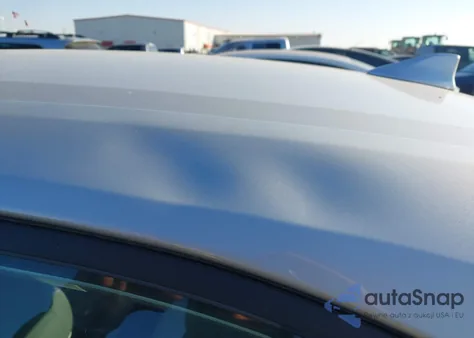 2022 Toyota Corolla Le z USA, uszkodzony, nr VIN 5YFEPMAE8NP325978